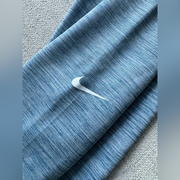 Nike yoga  Leggins ——NEW NEW NEW——🔥🔥🔥 never never worn ! - Picture 4 of 10